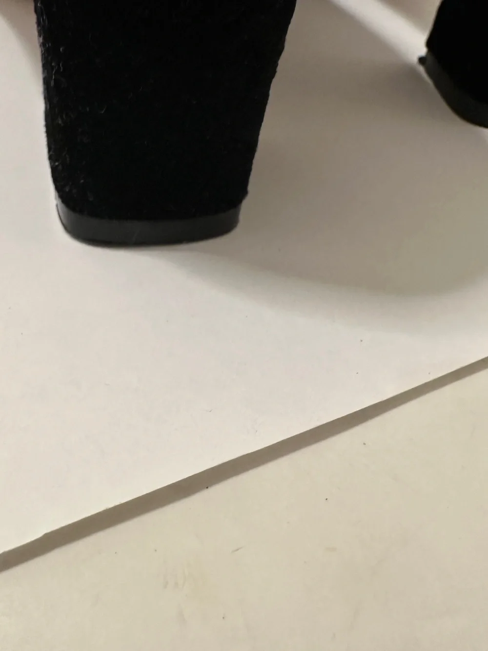 Enzo Angiolini elegant black